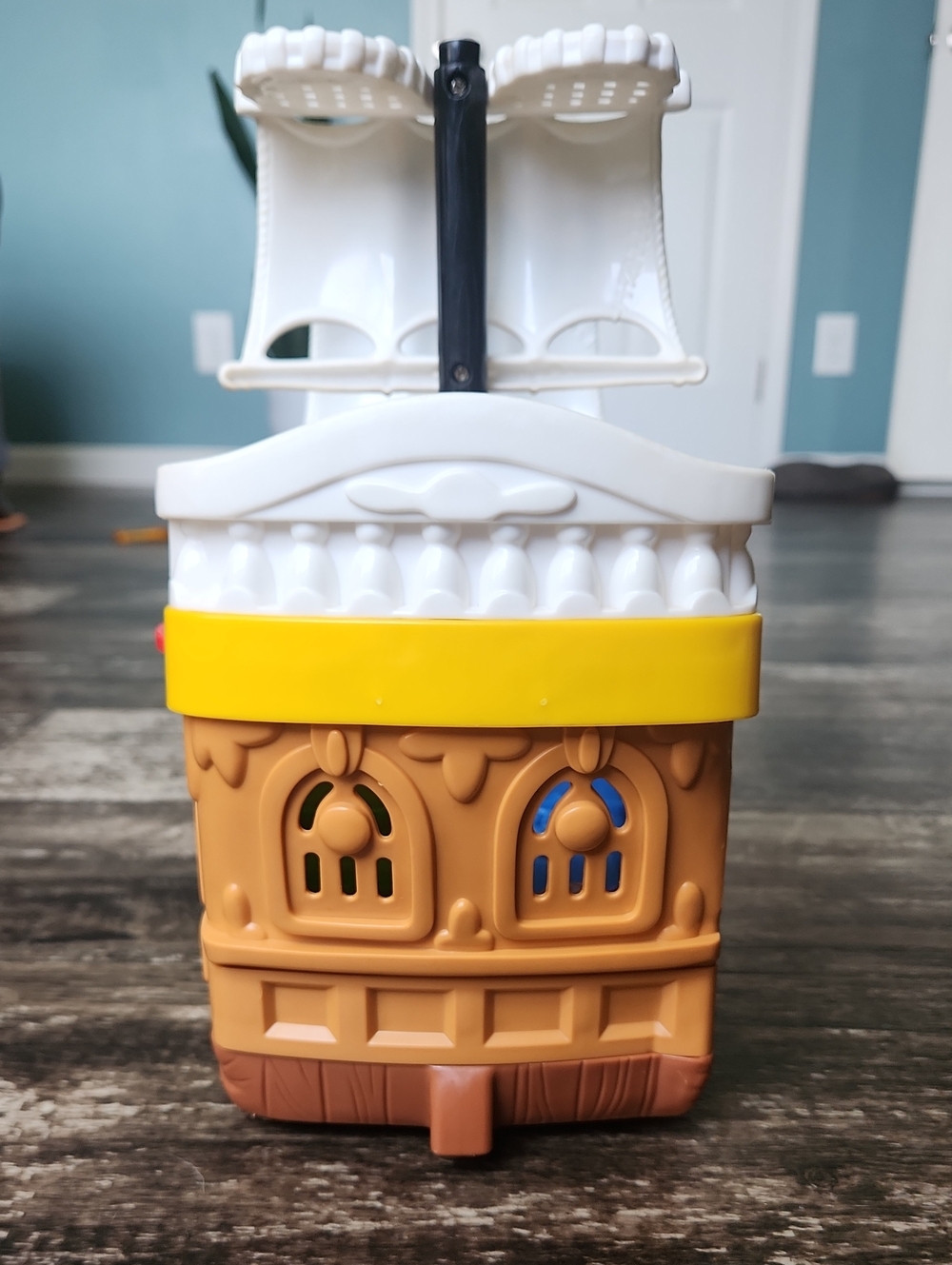 Fisher-Price Bright Little People Pirate Ship - Picture 6 of 14